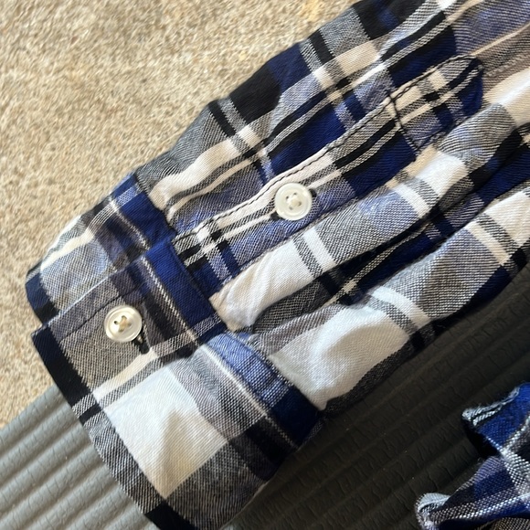 Flannel - Picture 4 of 4